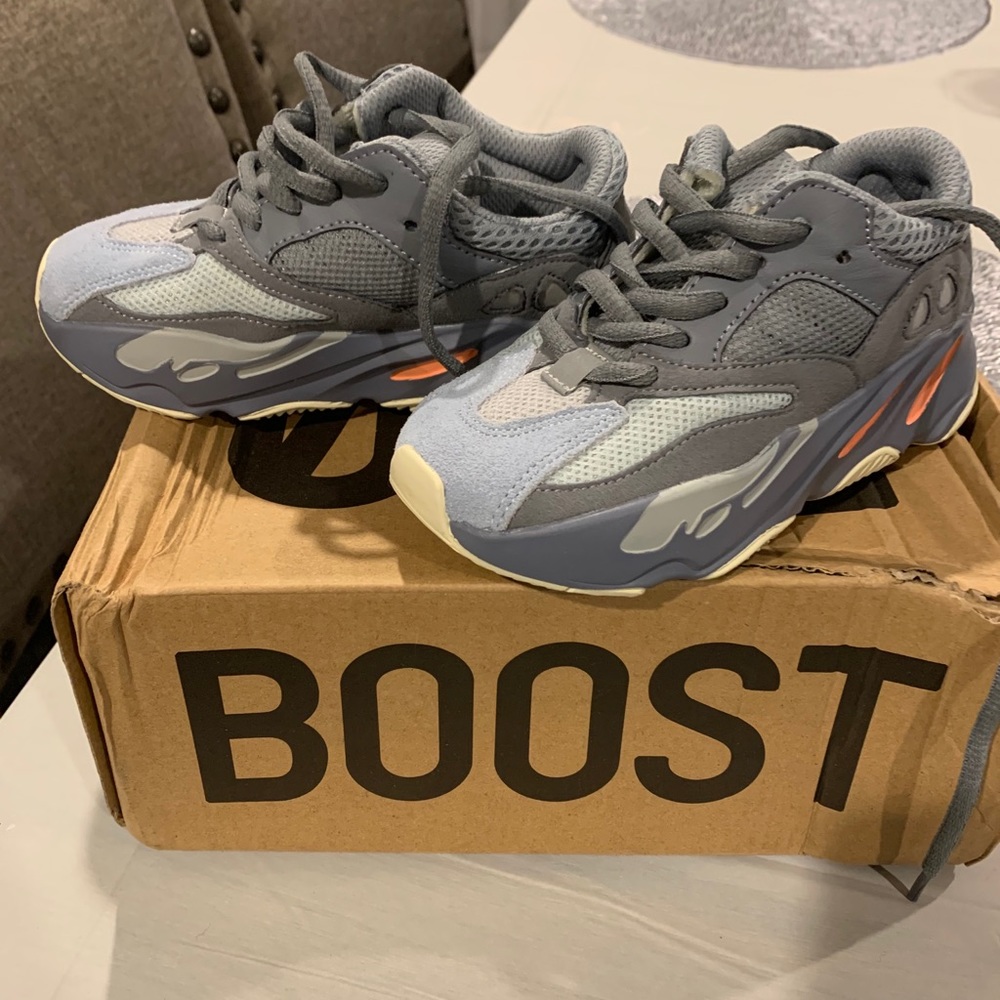 Kids Sneakers